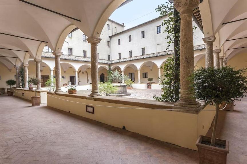 Photo of Others in Pienza