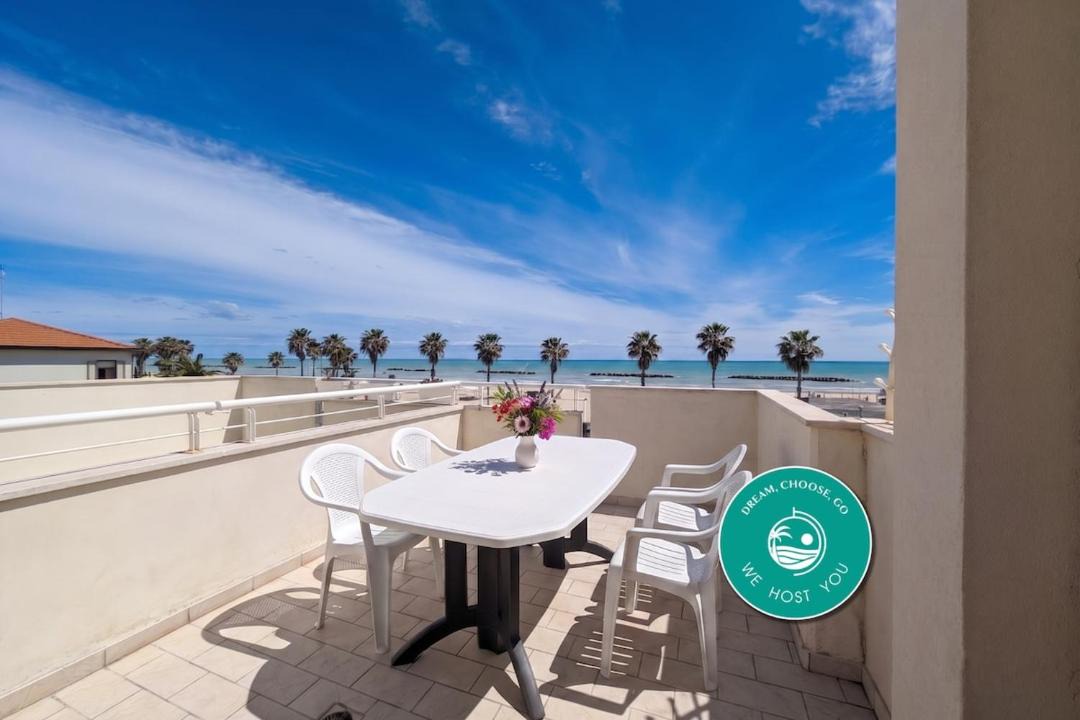 Photo of Patio Balcony in Lido di Fermo