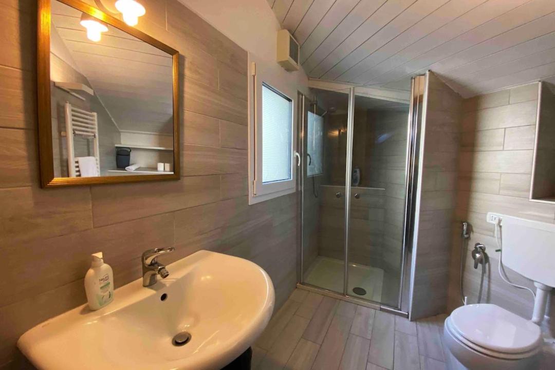 Photo of Bathroom in Galliate