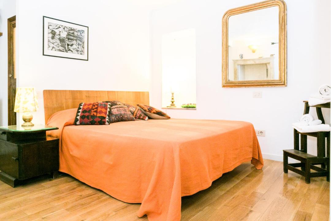Photo of Bedroom in Rione VI Parione