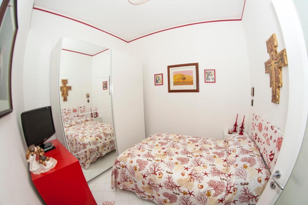 Photo of Bedroom in Historical Downtown Salerno