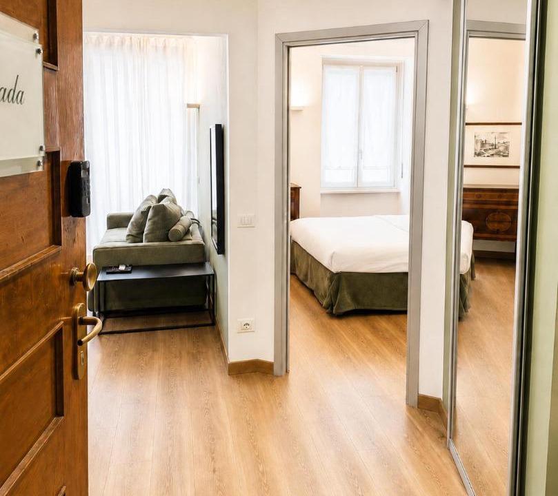 Photo of Bedroom in Tricolore