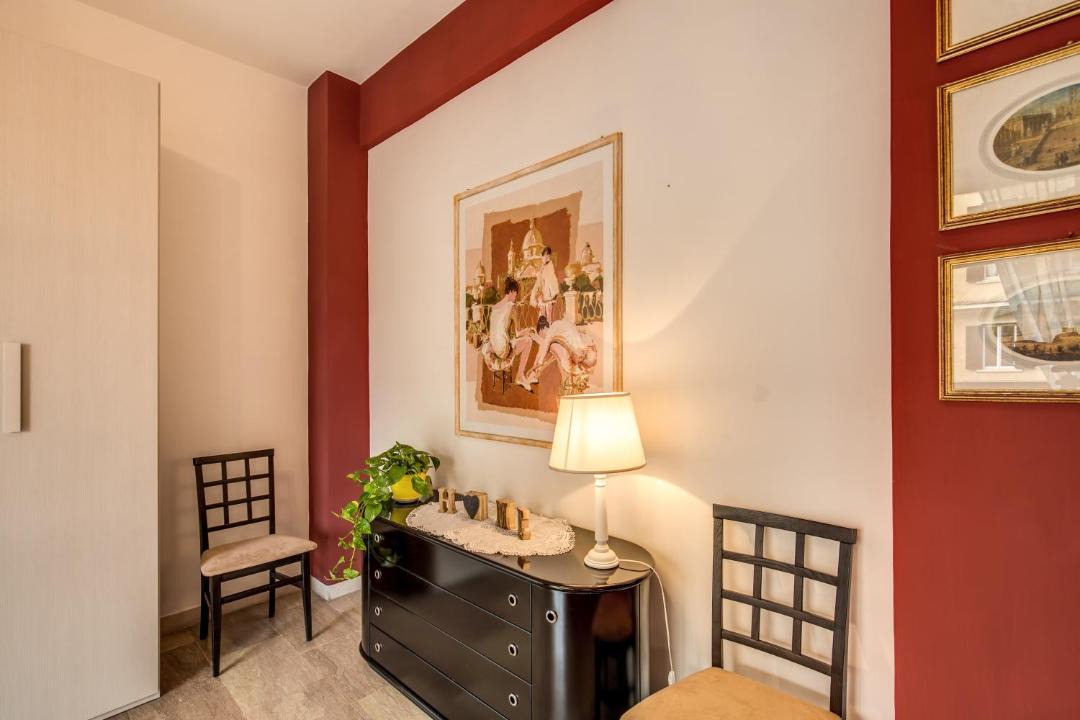 Photo of Livingroom in Vatican