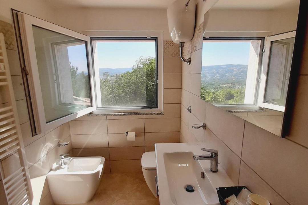 Photo of Bathroom in Morcone