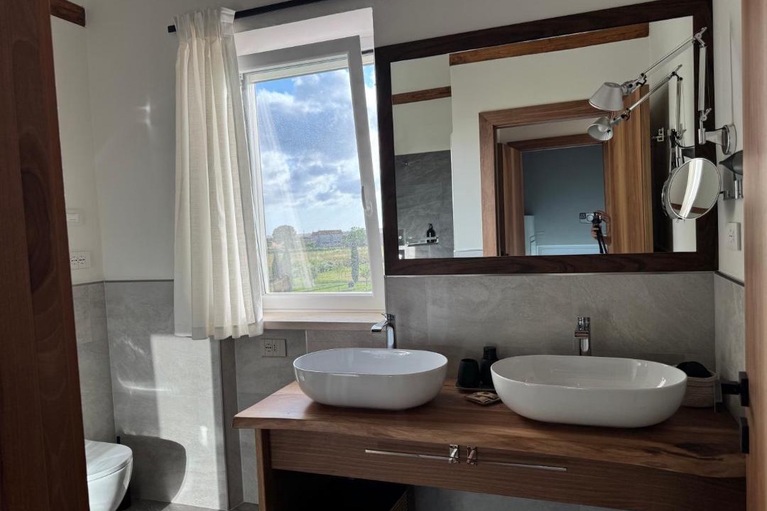 Photo of Bathroom in Canino