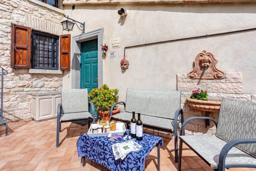 Photo of Patio Balcony in Cagli