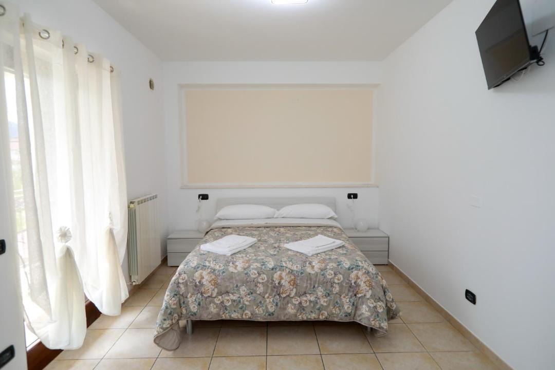 Photo of Bedroom in Introdacqua