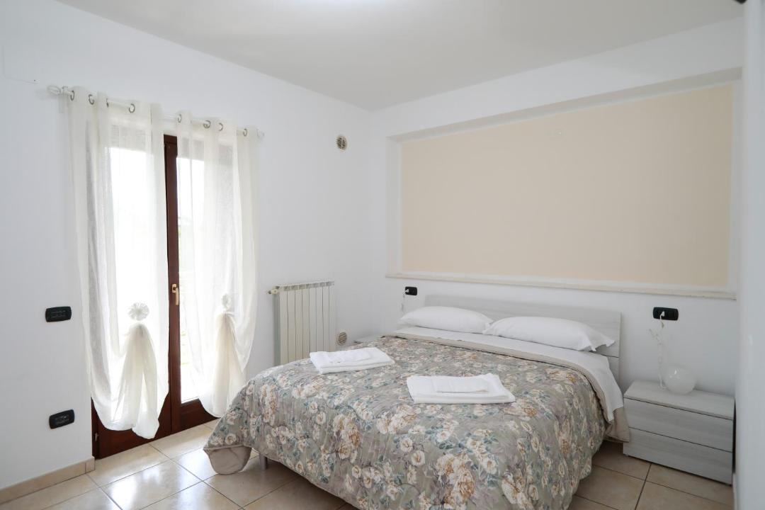 Photo of Bedroom in Introdacqua