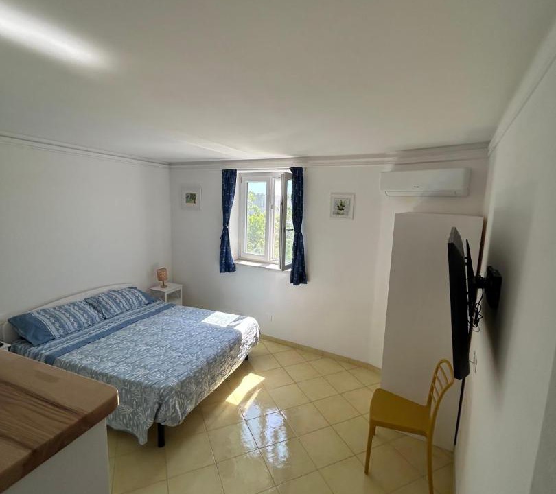 Photo of Bedroom in Ponza