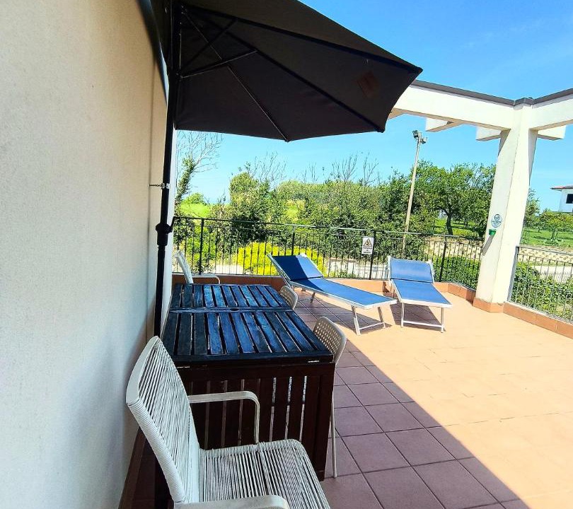 Photo of Patio Balcony in Villa Romana