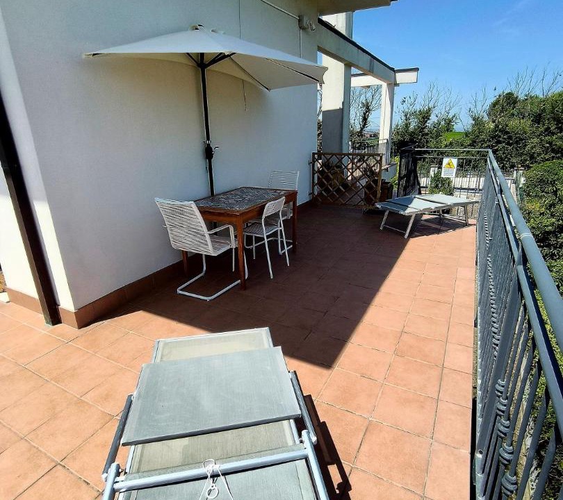 Photo of Patio Balcony in Villa Romana