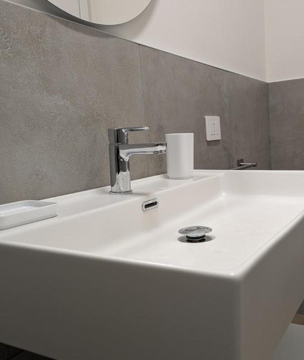 Photo of Bathroom in Magenta