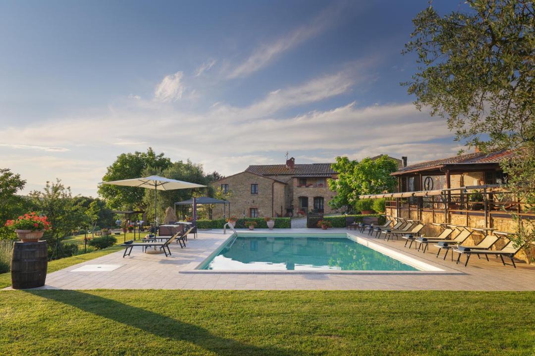 Photo of Others in Pienza