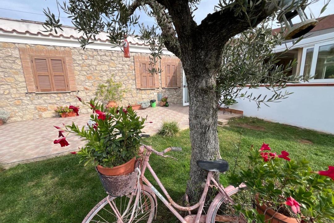 Photo of Others in Sonnino