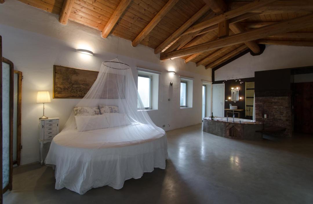 Photo of Bedroom in San Damiano dʼAsti