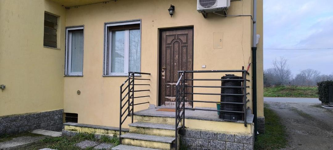Photo of Others in Pavia