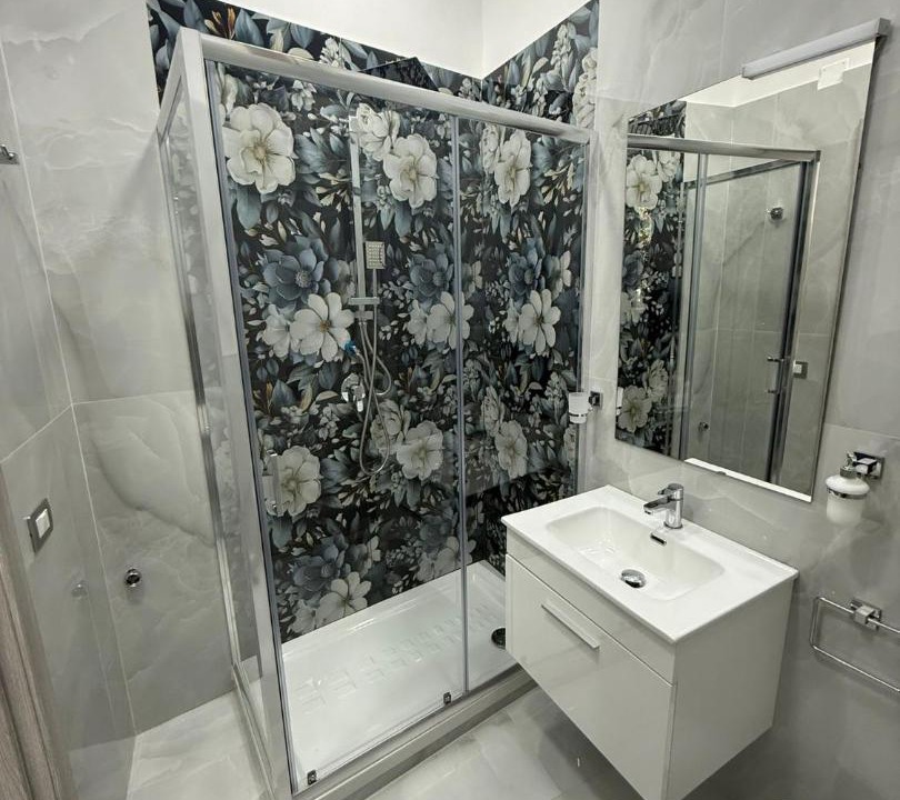 Photo of Bathroom in Naples
