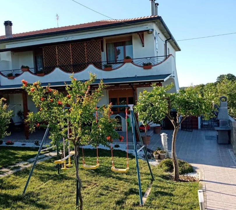 Photo of Others in Vasto