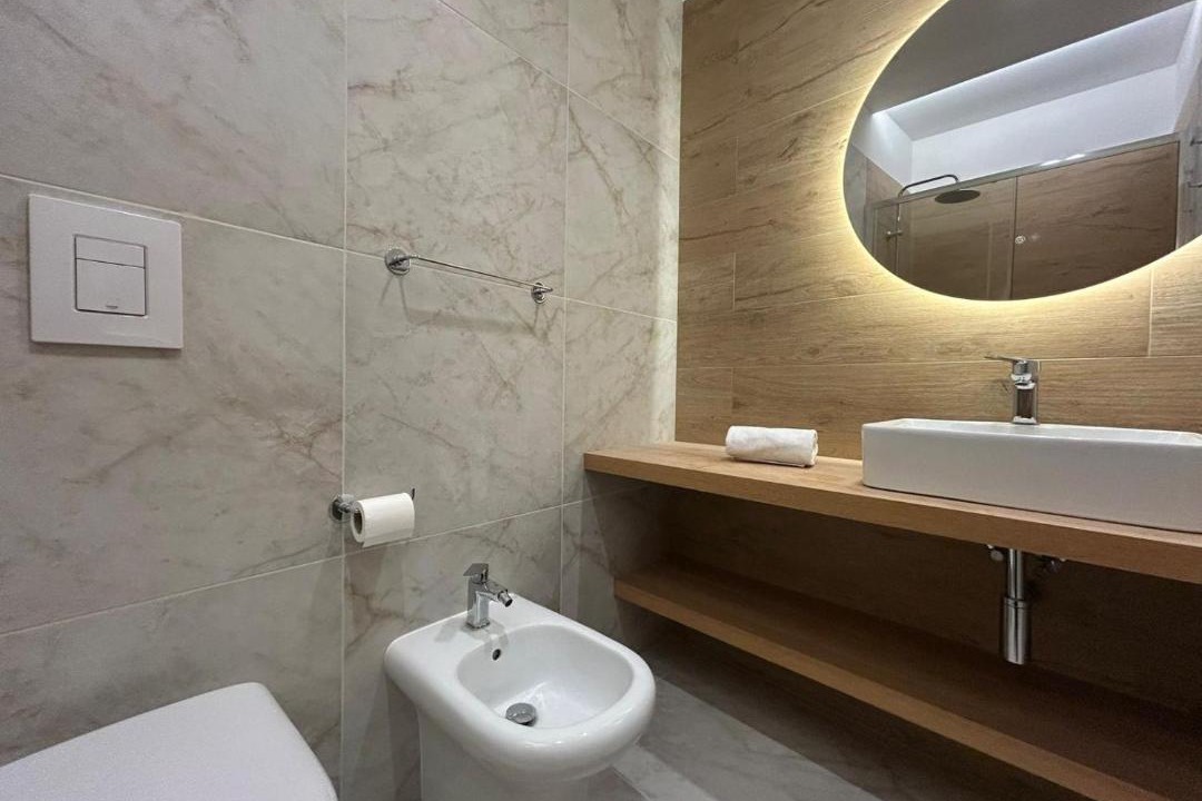 Photo of Bathroom in Naples
