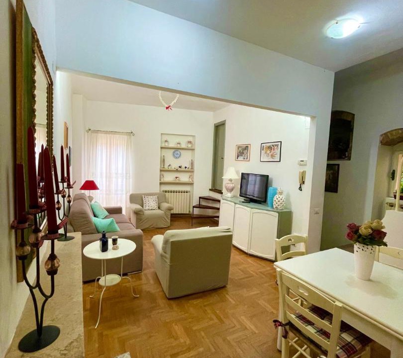 Photo of Livingroom in Old Town