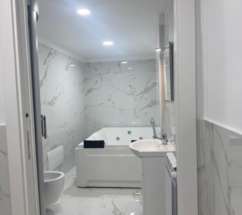 Photo of Bathroom in Mergellina