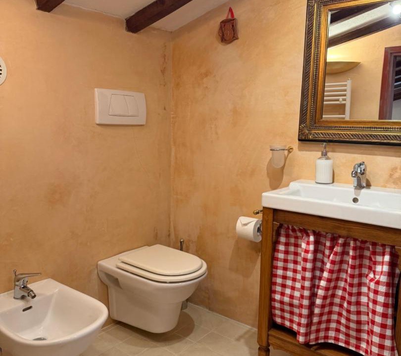 Photo of Bathroom in Montemerano