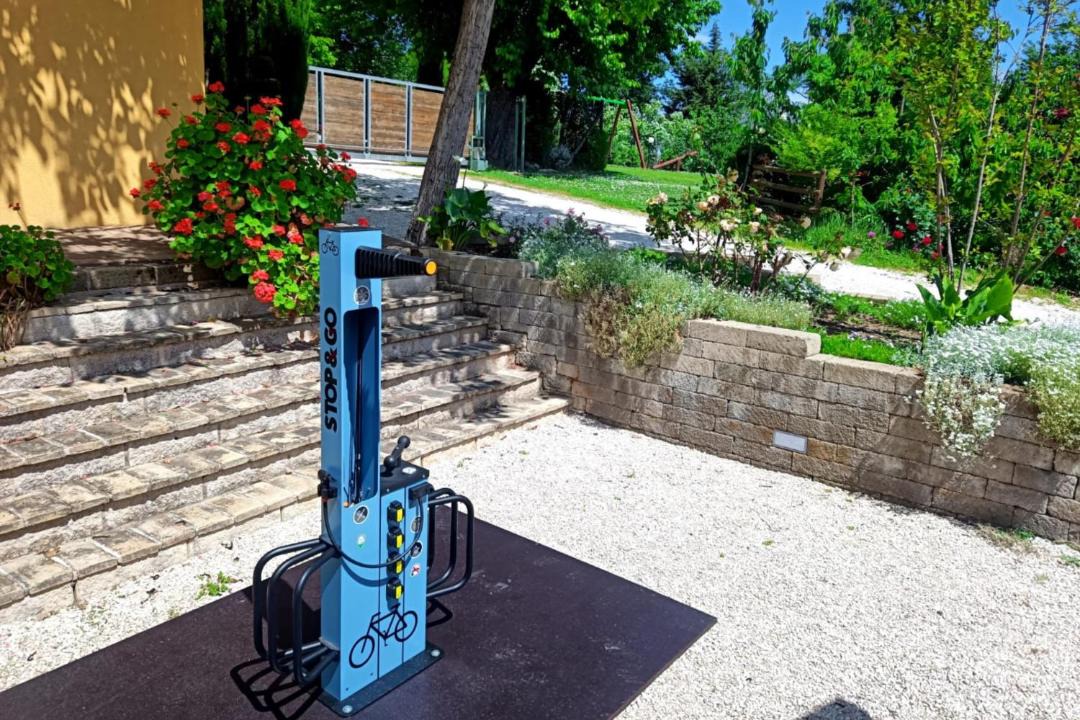 Photo of Others in Scapezzano