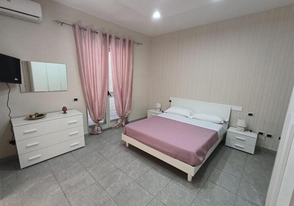 Photo of Bedroom in Nola