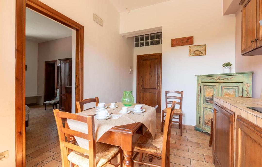Photo of Others in Montone