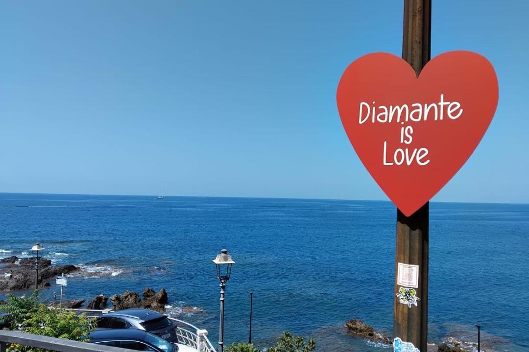 Photo of Others in Diamante