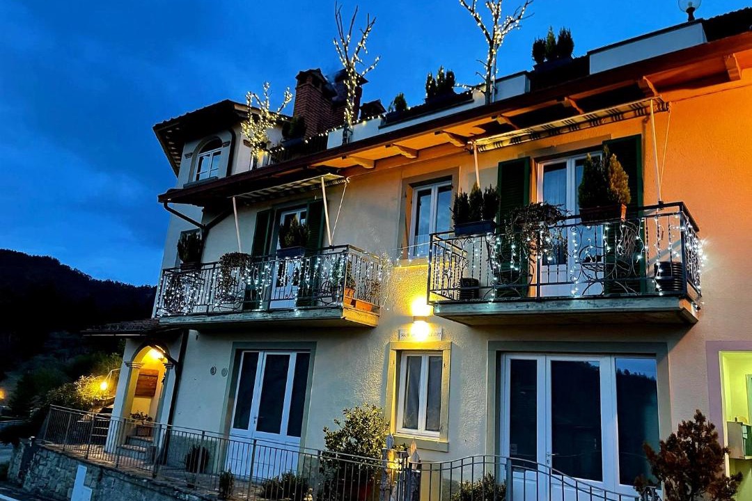 Photo of Others in Moggiona