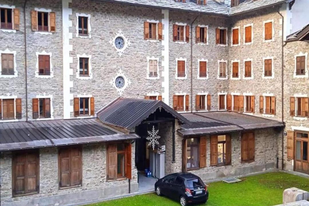Photo of Others in Prese-Montone