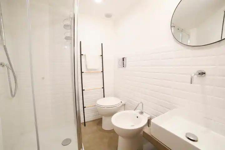 Photo of Bathroom in Rome City Centre