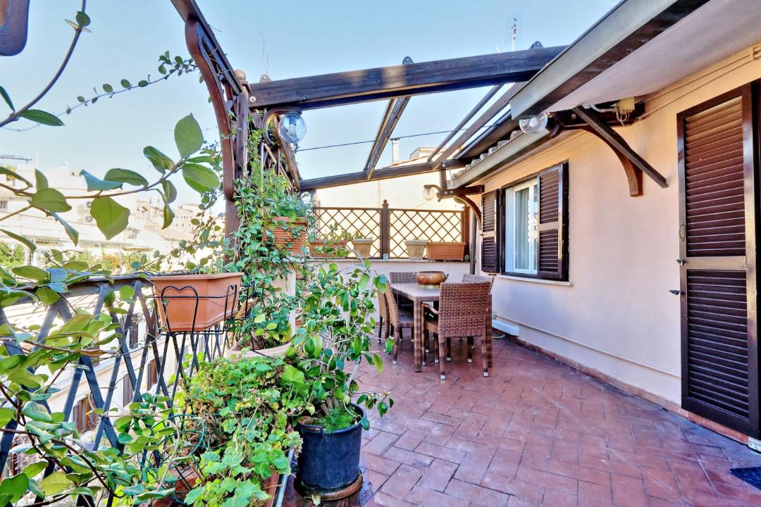 Photo of Patio Balcony in Rione III Colonna