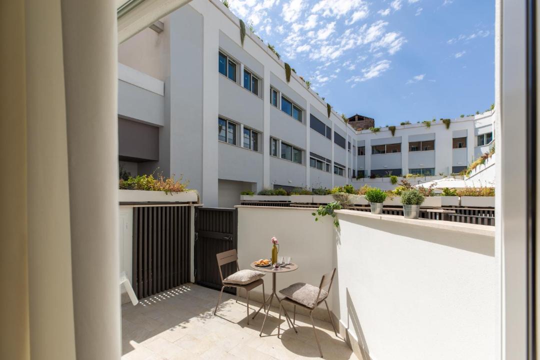 Photo of Patio Balcony in Monti