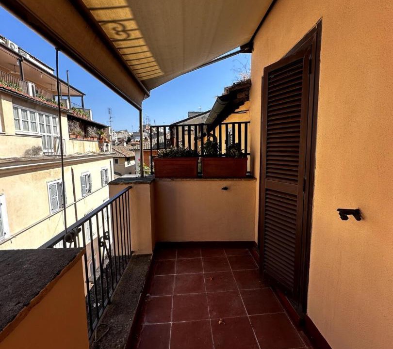 Photo of Patio Balcony in Rione VI Parione