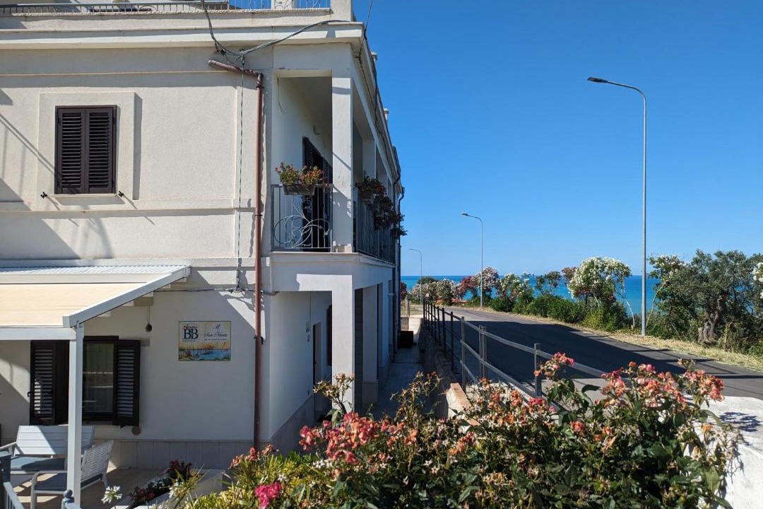 Photo of Others in Vasto