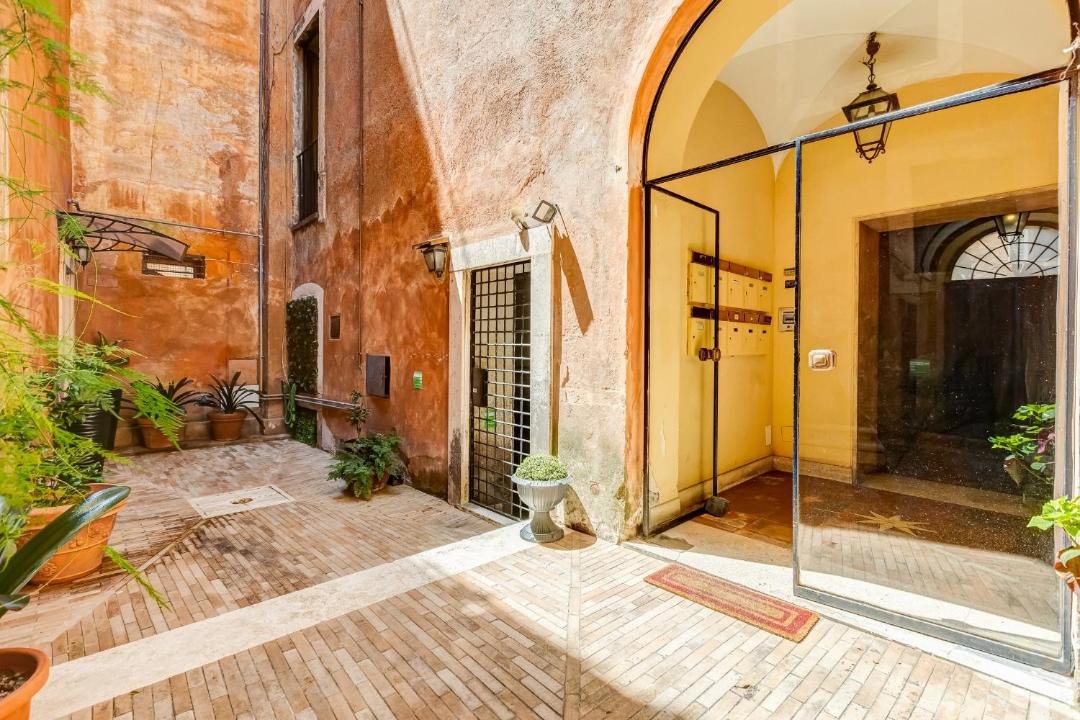 Photo of Others in Trastevere
