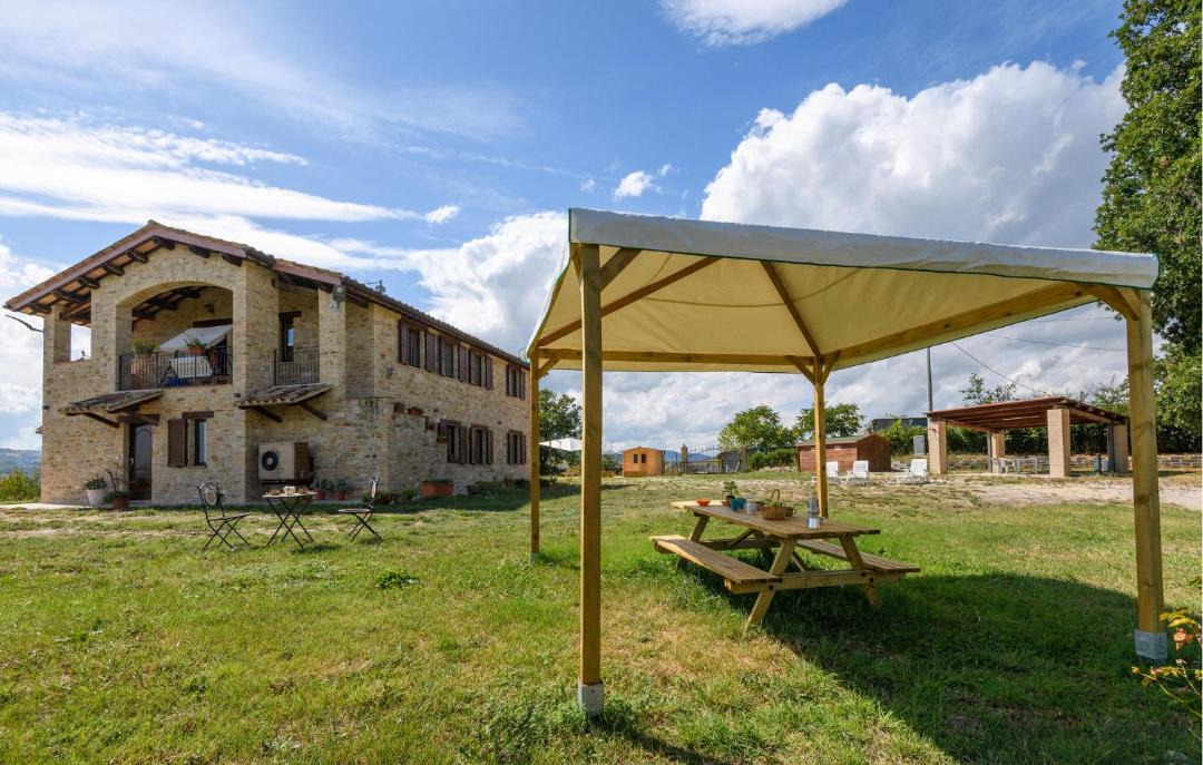 Photo of Others in Montedinove