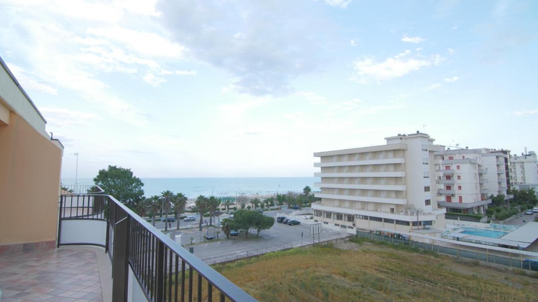 Photo of Patio Balcony in Alba Adriatica