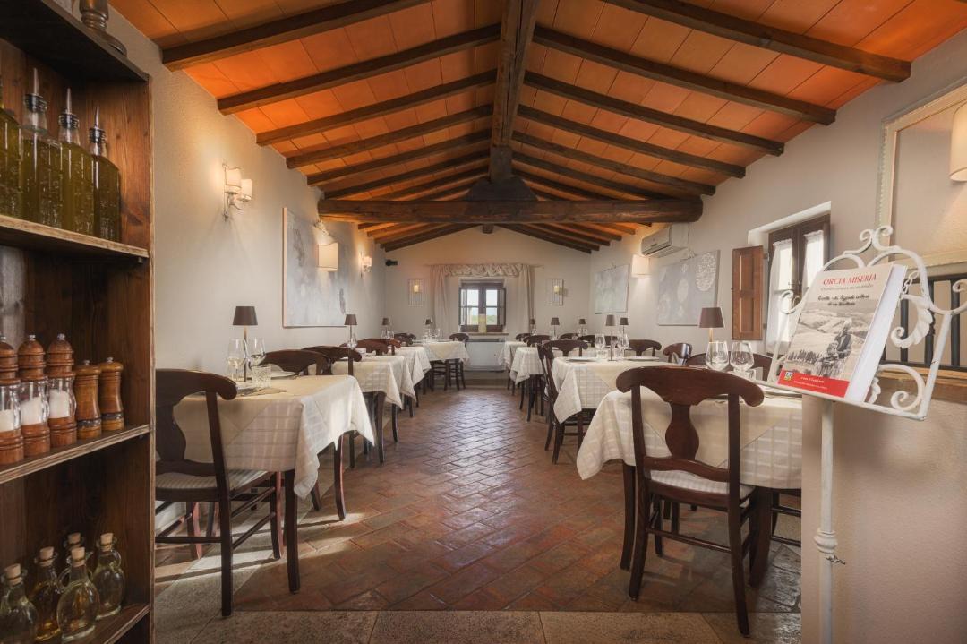 Photo of Others in Pienza