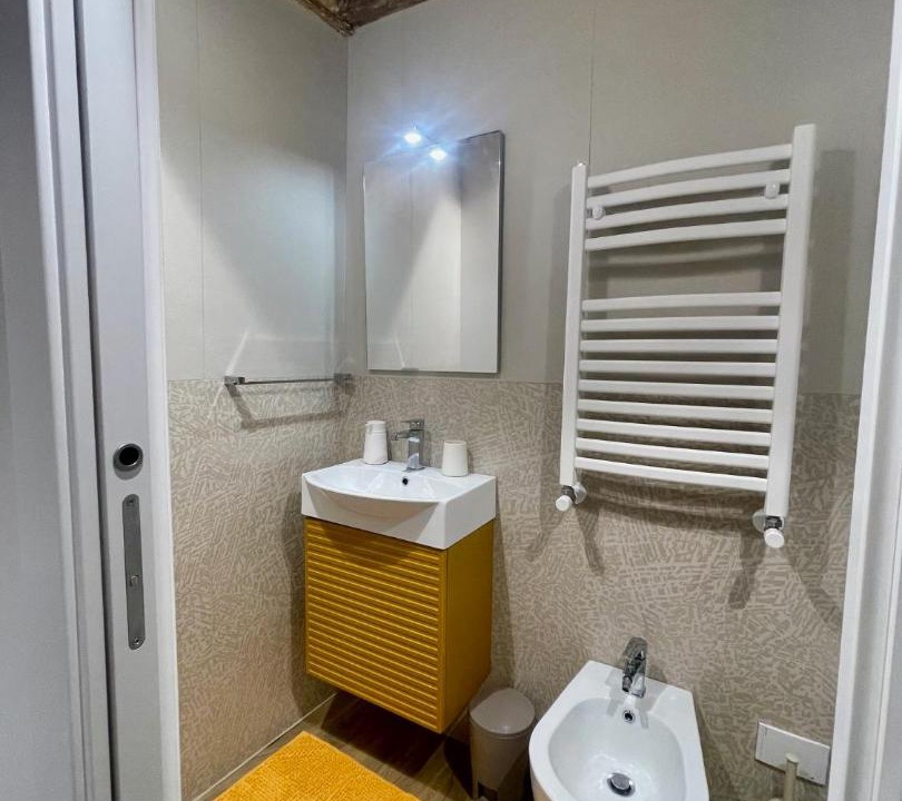 Photo of Bathroom in Rome City Centre
