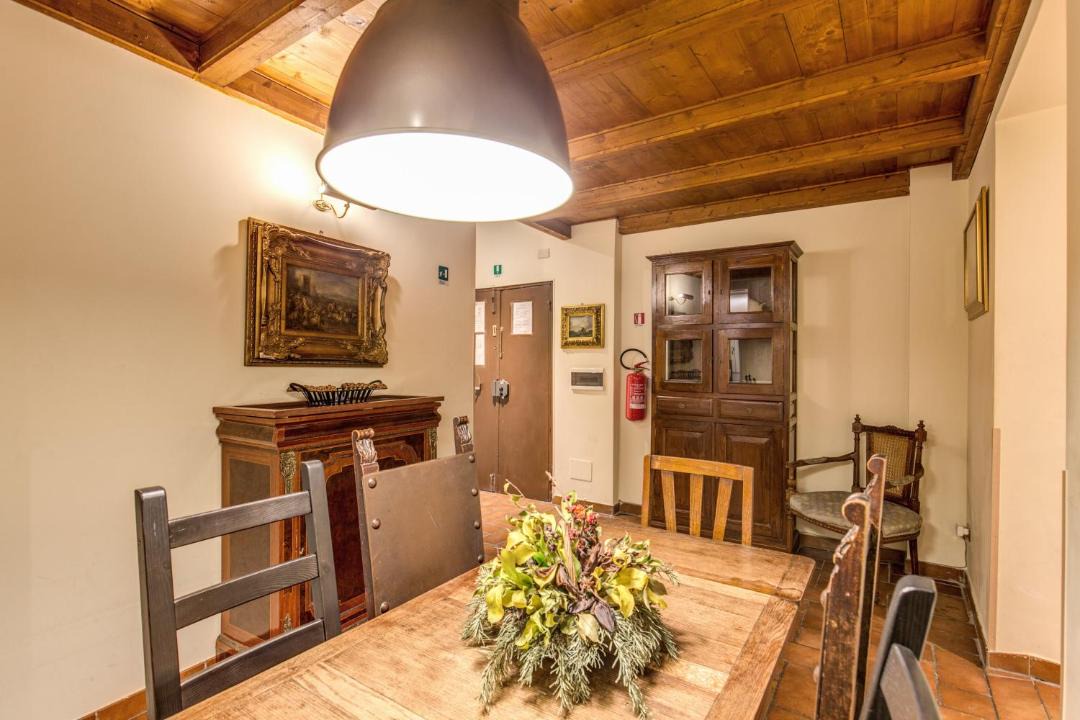 Photo of Livingroom in Rione VI Parione