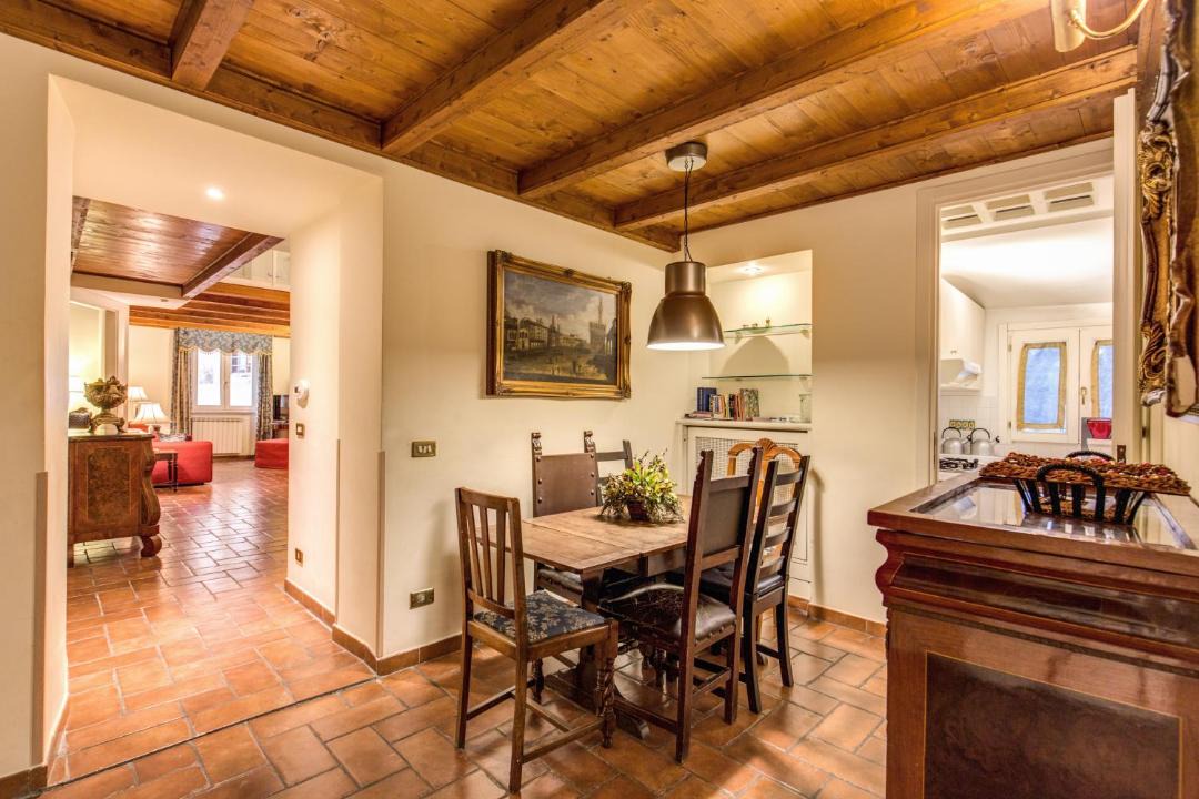 Photo of Livingroom in Rione VI Parione