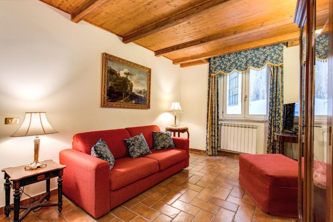 Photo of Livingroom in Rione VI Parione