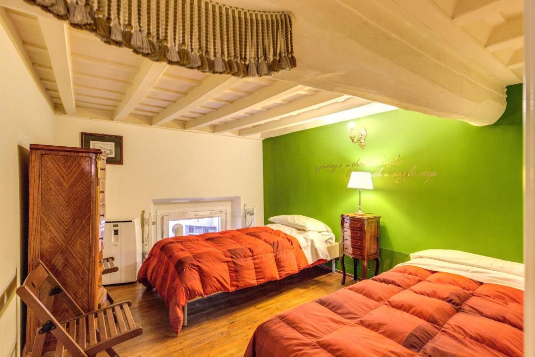 Photo of Bedroom in Rione VI Parione