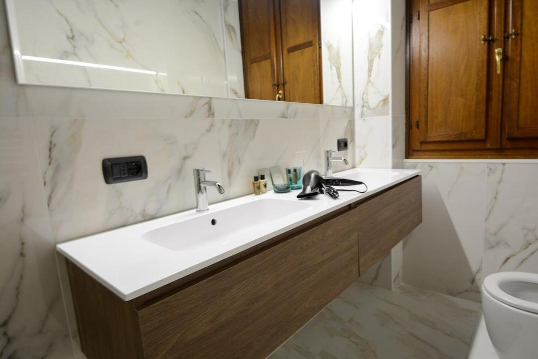 Photo of Bathroom in Rome City Centre
