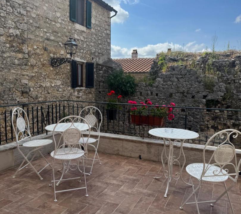 Photo of Others in Saturnia