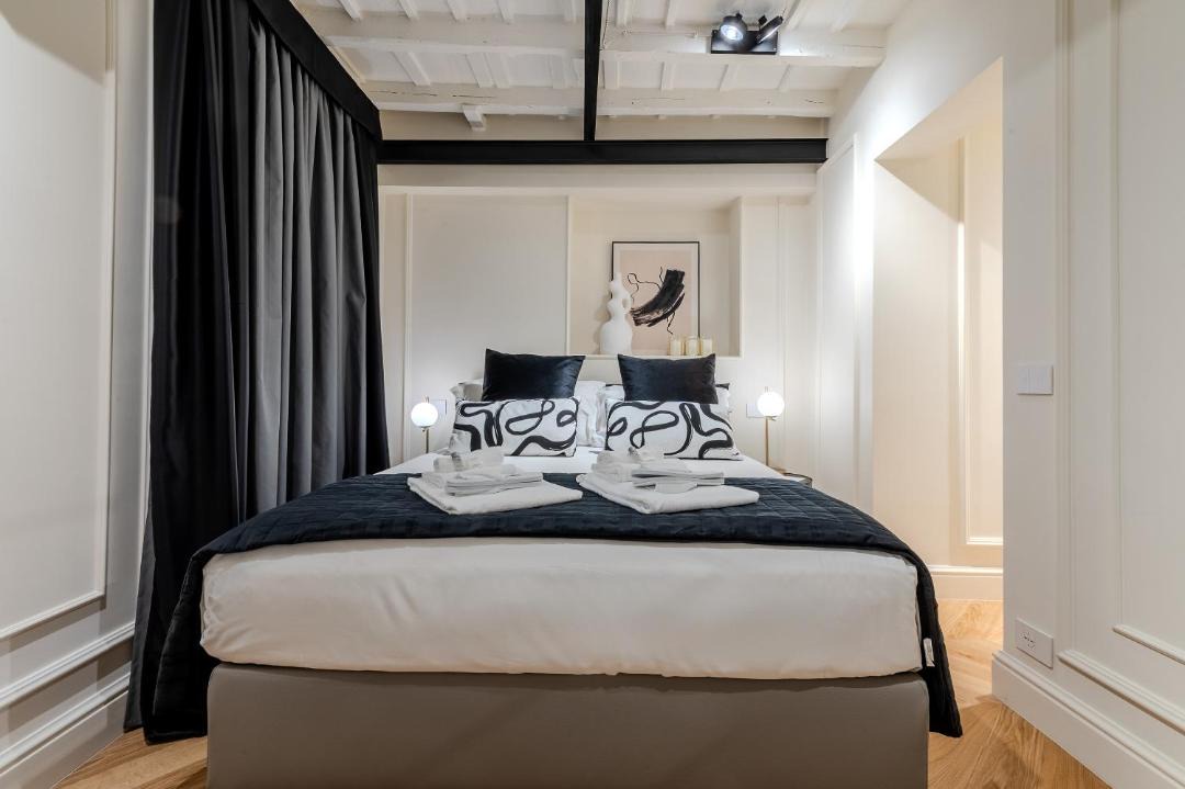 Photo of Bedroom in Rome City Centre
