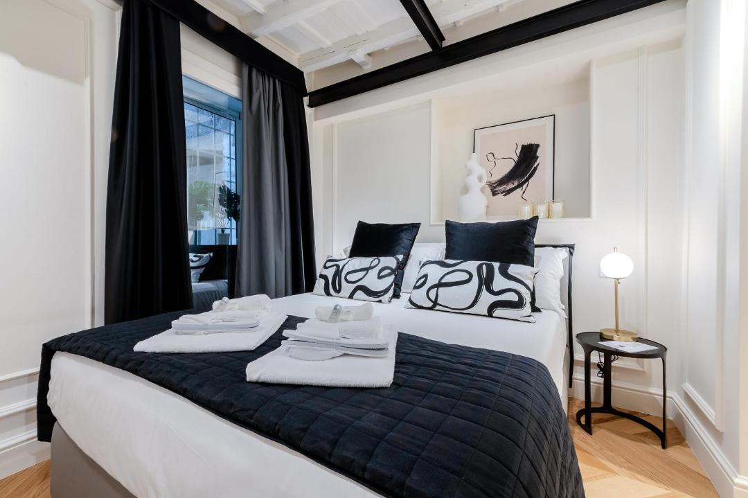 Photo of Bedroom in Rome City Centre